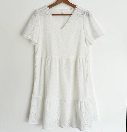 Robe blanche broderie anglaise femme