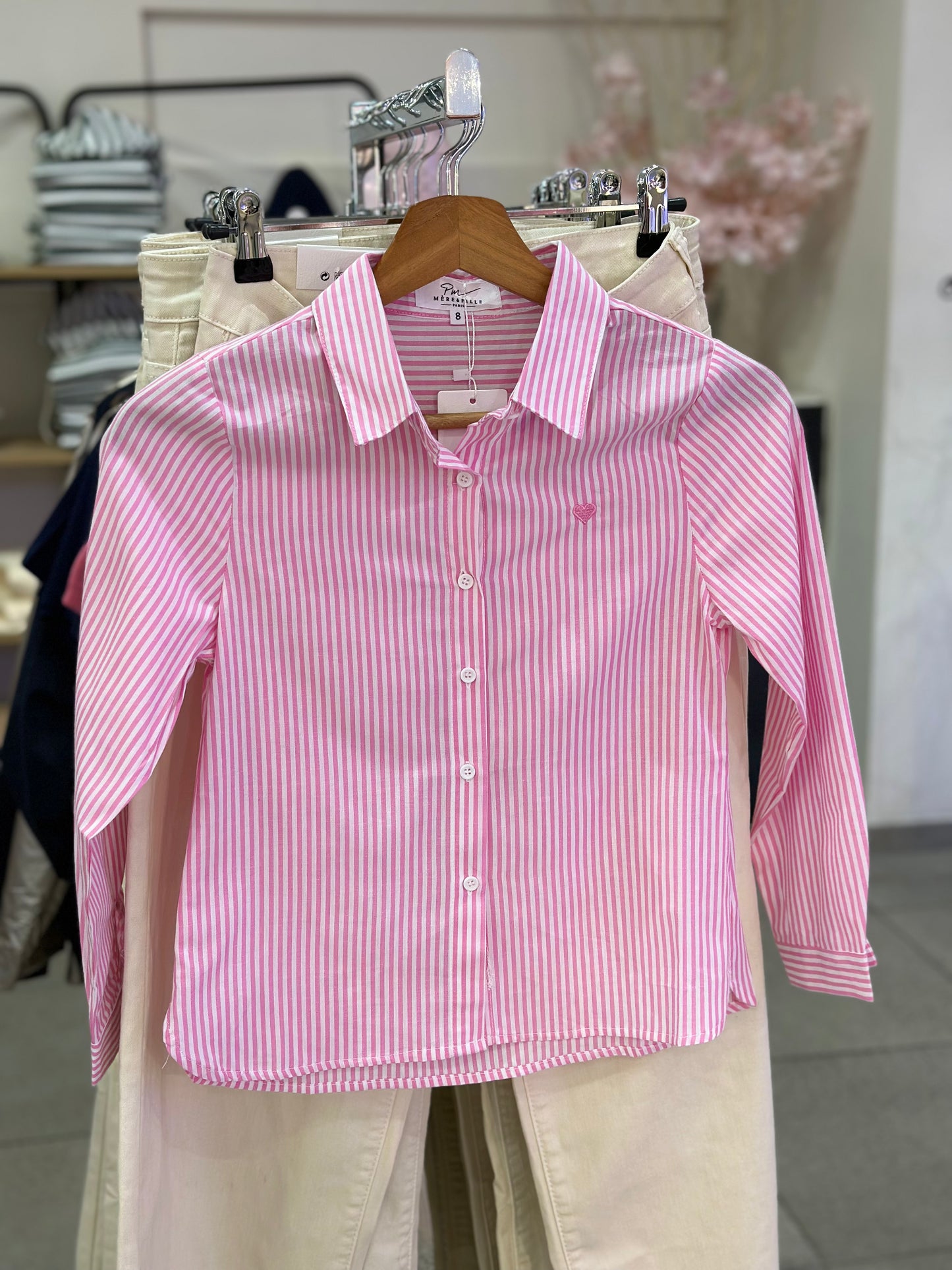 Chemise rayée rose avec broderie cœur enfant