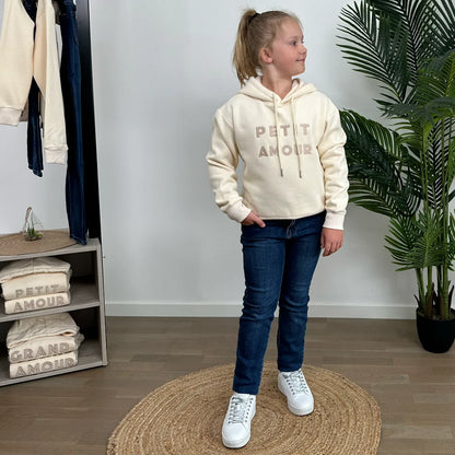 Sweat à capuche avec broderie “ Petit amour” enfant